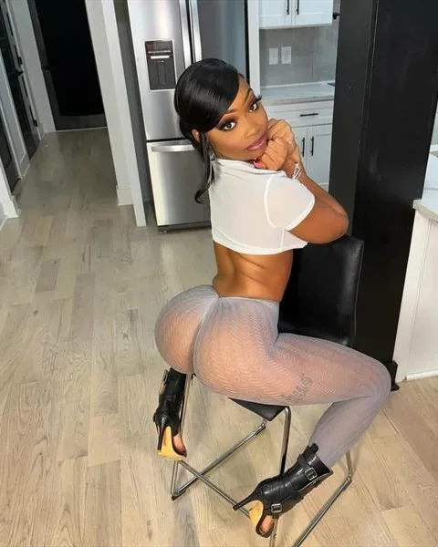 Photo from listing “Honey”, age 24