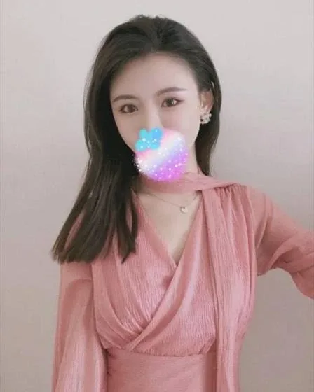 Photo from listing “vicky”, age 27