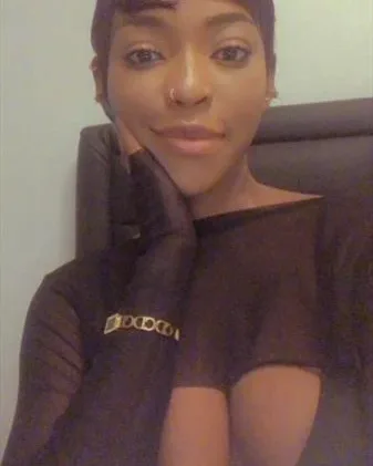 Photo from listing “Lulu”, age 29