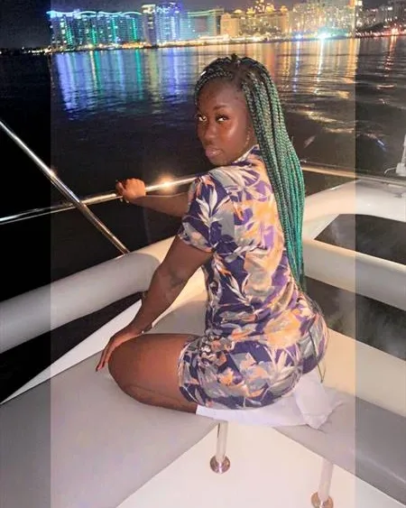 Photo from listing “Sweet pussy”, age 28