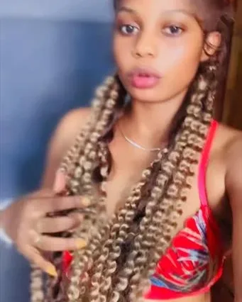 Photo from listing “Bella”, age 26