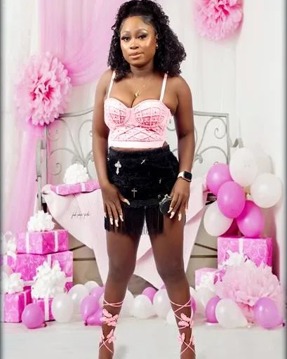 Photo from listing “Gift sexy”, age 23