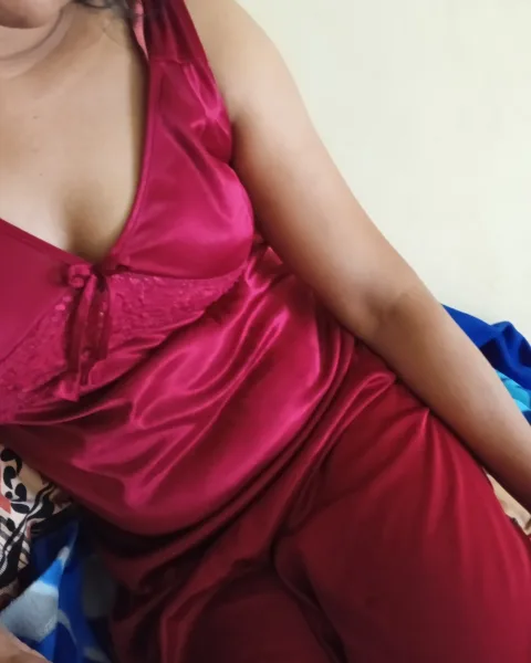 Photo from listing “Cam only – Indian adult performer in Bangalore”, age 28