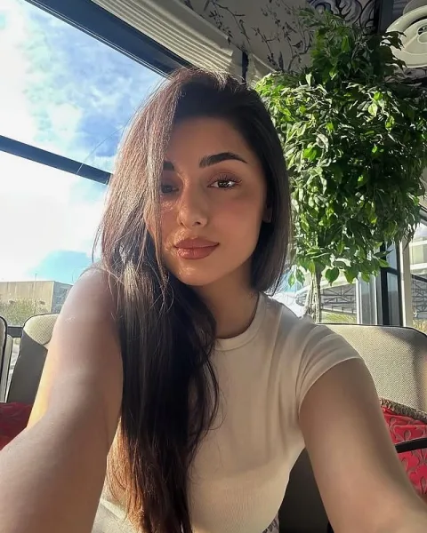 Photo from listing “Ananya – Indian escort in Ahmedabad”, age 22