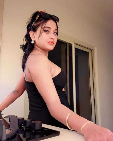 Photo from listing “Russian and Indian Direct Payment – escort in Chennai”