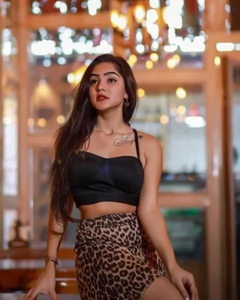 Photo from listing “Ruby – Pakistani escort in Karāchi”, age 27