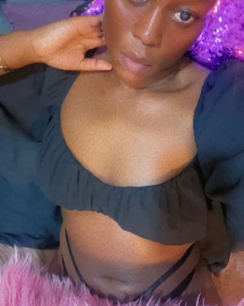Photo from listing “Arianna – Tanzanian escort in Kampala”, age 27