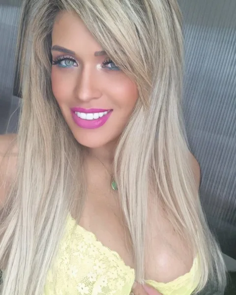Photo from listing “Sara – Spanish escort in Malta”, age 31