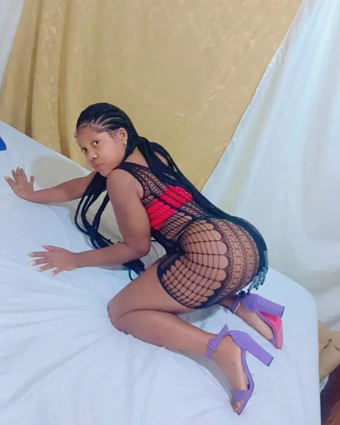 Photo from listing “Amira – South African escort in Beirut”, age 26