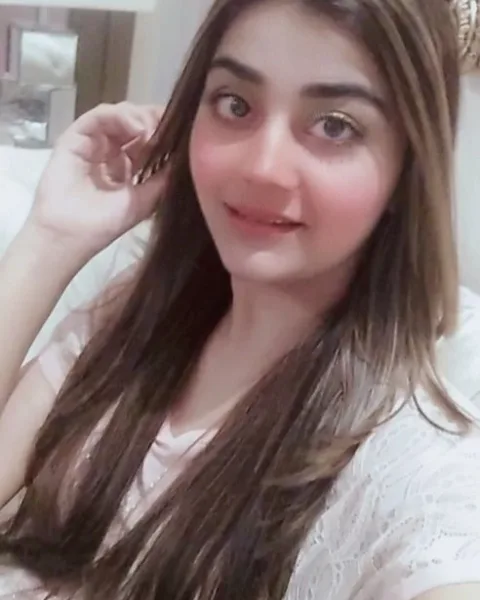 Photo from listing “Simran Model – Pakistani escort in Lahore”, age 21