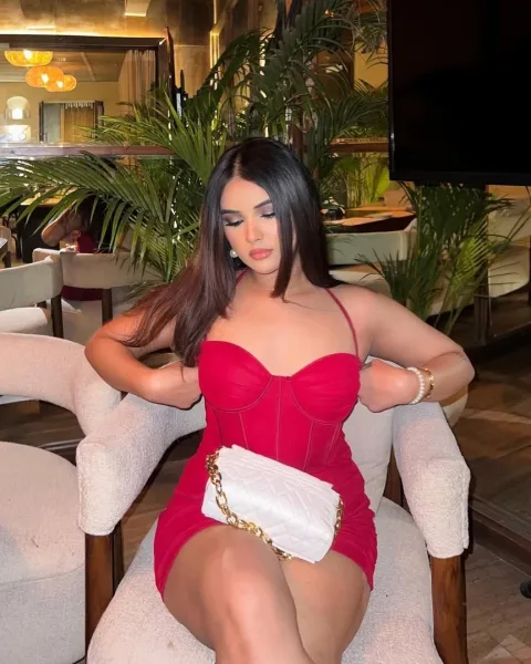 Photo from listing “Ishika – Indian escort in Maldives”, age 21