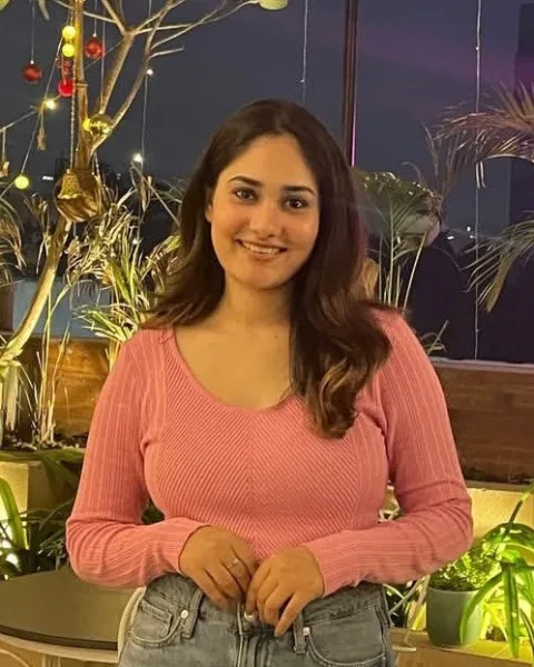 Photo from listing “Priya Mathur – Indian escort in Kolkata”, age 22