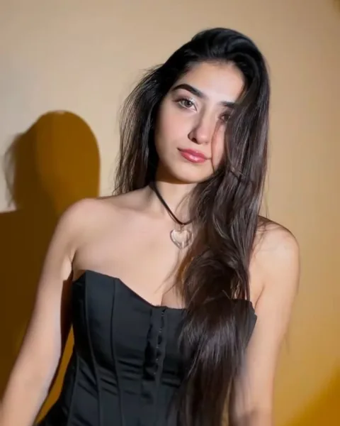 Photo from listing “Kinza Vip Escort – Pakistani escort in Karāchi”, age 22