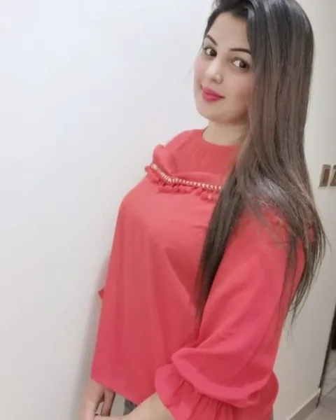 Photo from listing “Tahira Call Girl Karachi – Pakistani escort in Karāchi”, age 24