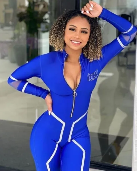 Photo from listing “Nicky – South African escort in Beirut”, age 23