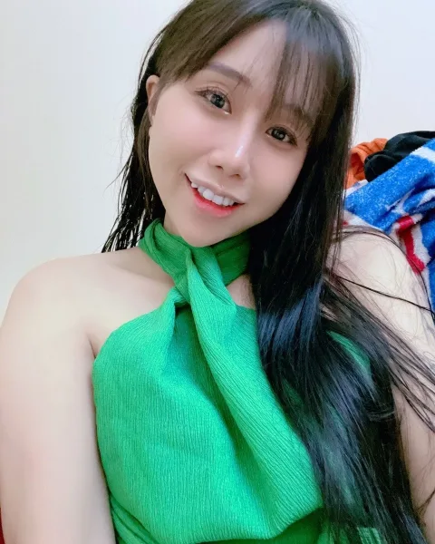 Photo from listing “Lucy Small Girl – Vietnamese escort in Malta”, age 23