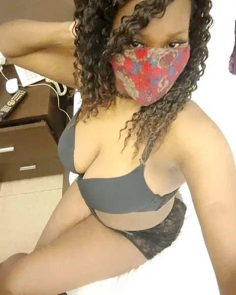 Photo from listing “Aslay – Ghanaian escort in Beirut”, age 26