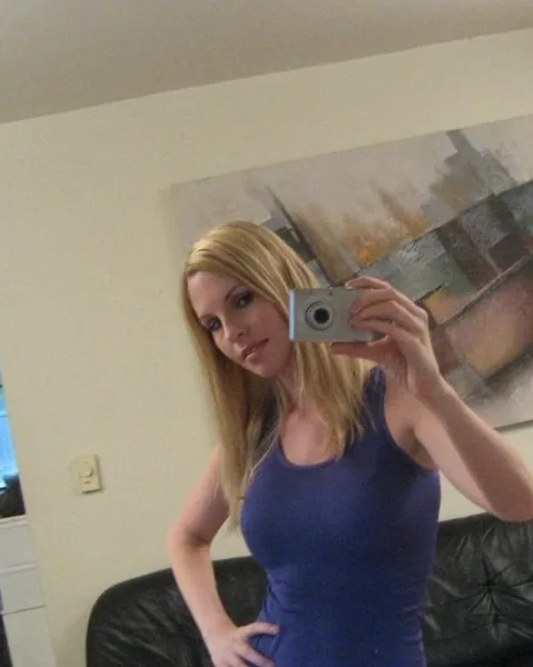 Photo from listing “Jessica – escort in Florida”, age 19