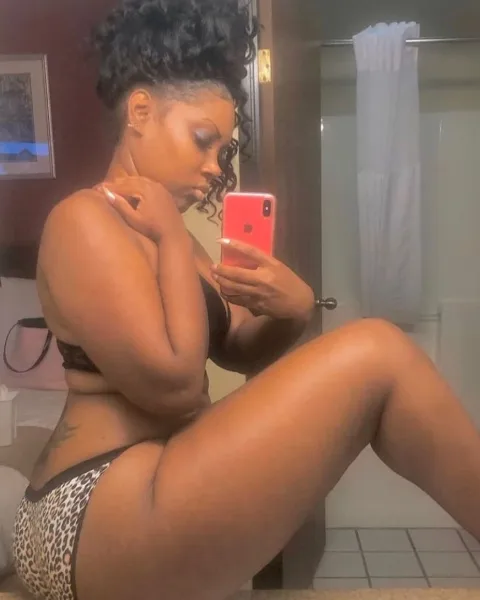 Photo from listing “Zoya escort – Kenyan escort in New Delhi”, age 24
