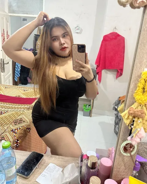 Photo from listing “Linda – Taiwanese escort in Maldives”, age 24