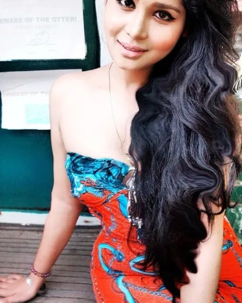 Photo from listing “Princess Mahsuri 1 – Singaporean escort in Beirut”, age 23