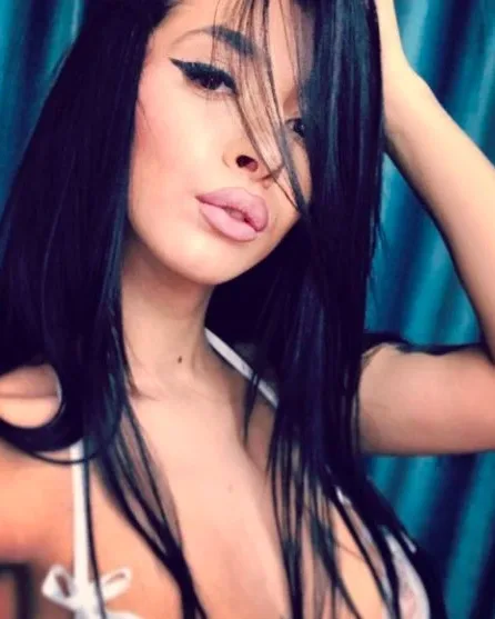 Photo from listing “Tugba Melis Escort – American escort in Beirut”, age 25