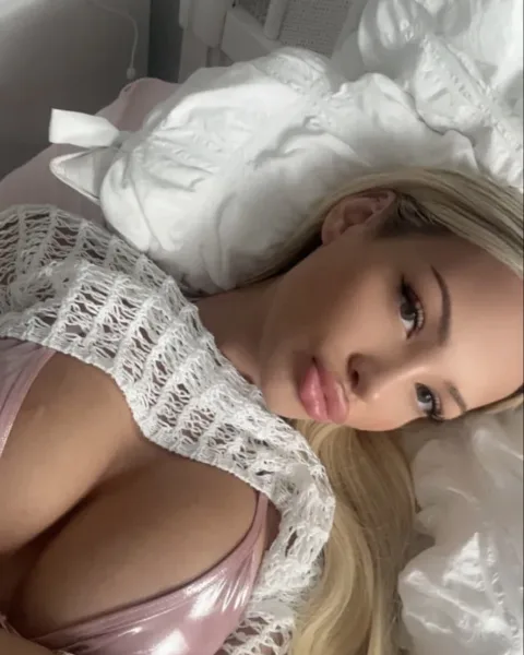 Photo from listing “Alura – Russian escort in Montenegro”, age 25