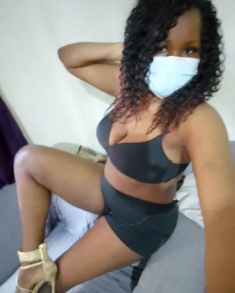 Photo from listing “Carol – Cameroonian escort in Beirut”, age 25