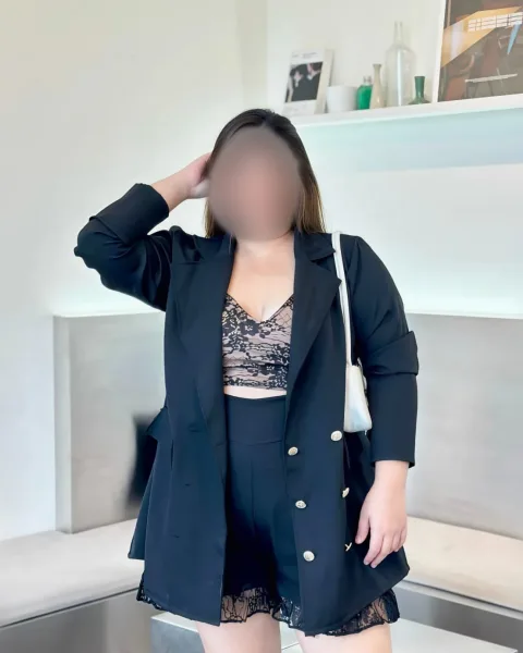 Photo from listing “Deepthroat Wild Fun Rimjob Mistress 🫦 – Filipino escort in Mumbai”, age 25