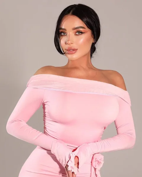 Photo from listing “Mouna 🩷 – Russian escort in Beirut”, age 25
