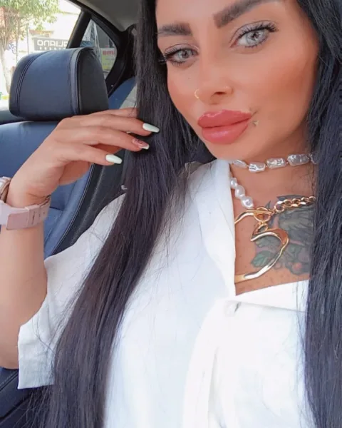 Photo from listing “RoRo – Lebanese escort in Beirut”, age 40