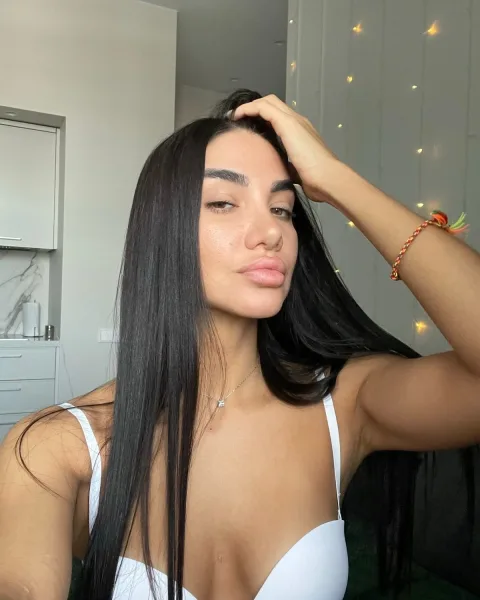 Photo from listing “Liana – Russian escort in Beirut”, age 27