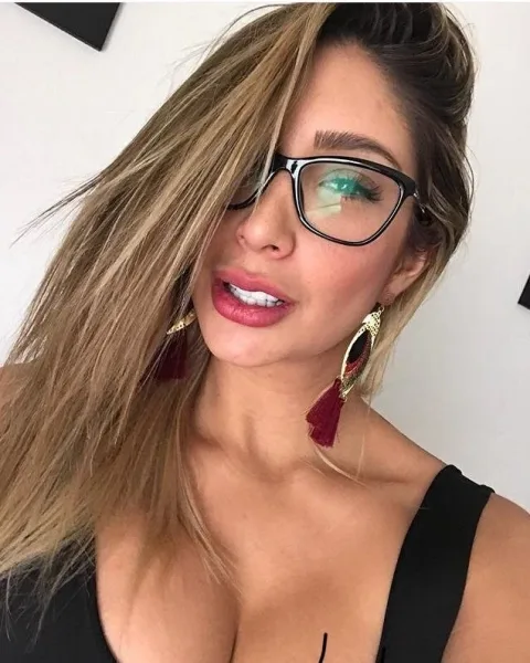 Photo from listing “Anita – Italian escort in Malta”, age 30