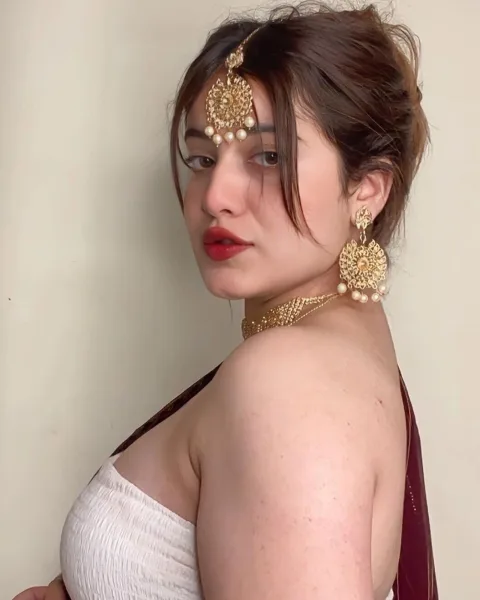 Photo from listing “Rimsha – Pakistani escort in Lahore”, age 24