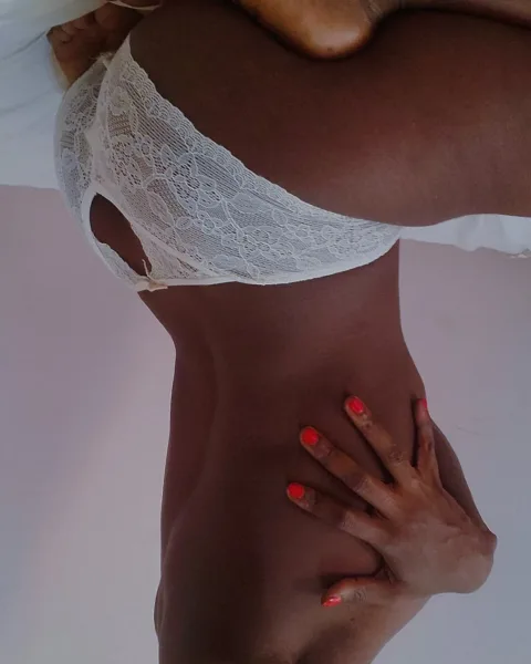 Photo from listing “Bella Be Lit – Kenyan escort in Kampala”, age 27