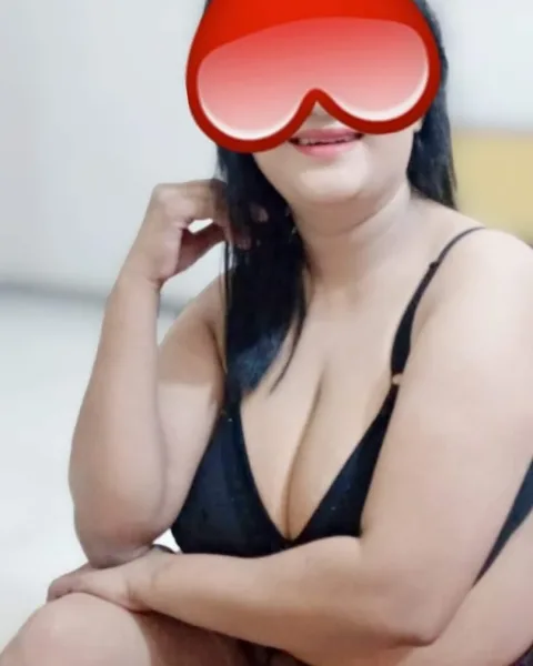 Photo from listing “Shazia Khan – Pakistani adult performer in Lahore”, age 28