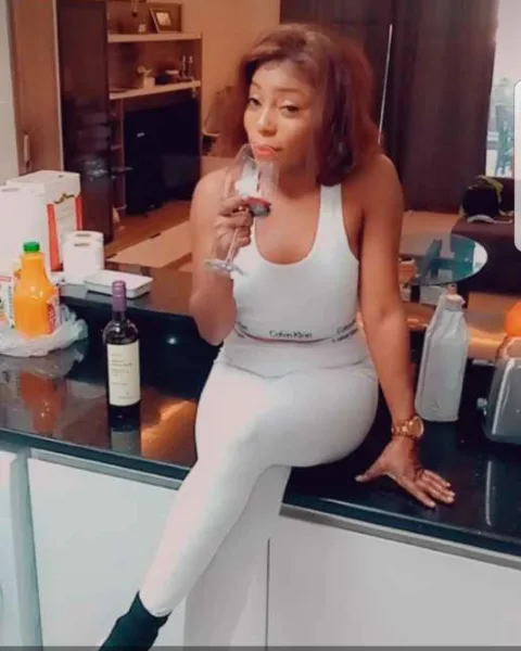 Photo from listing “Paris 1 – Ghanaian escort in Kampala”, age 24