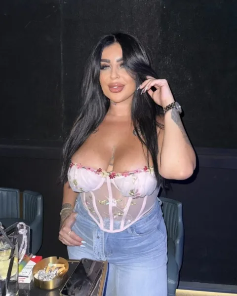 Photo from listing “Tia – Lebanese escort in Beirut”, age 28
