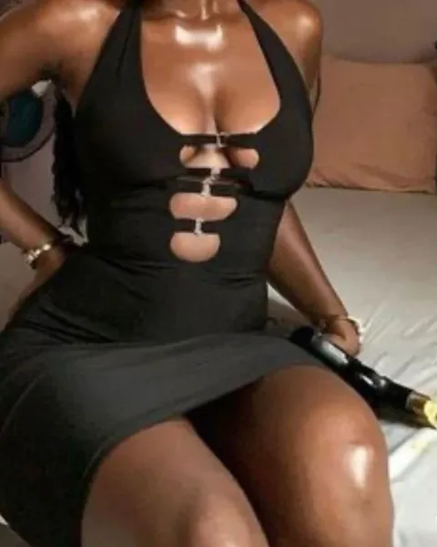 Photo from listing “Kelly – Ivorian escort in Abidjan”, age 25