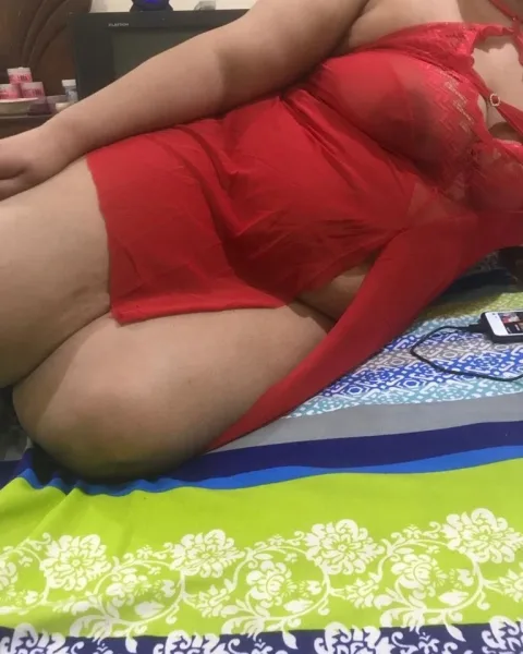Photo from listing “Shazia – Pakistani escort in Lahore”, age 29