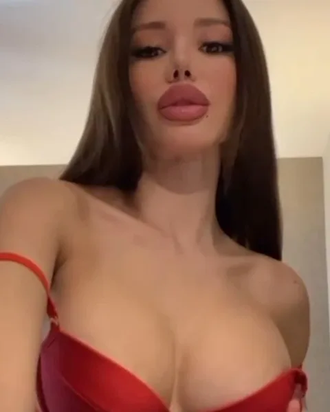Photo from listing “Sabrine Xxx – Russian escort in Beirut”, age 23