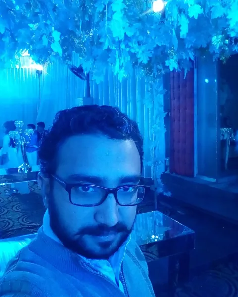 Photo from listing “Sheikh – Pakistani escort in Lahore”, age 30