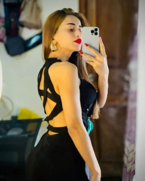 Photo from listing “Kashf I Karachi escorts I call girl KHI – Pakistani escort in Karāchi”, age 25