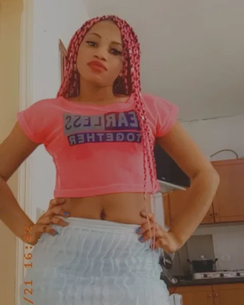 Photo from listing “Sarah – South African escort in Beirut”, age 22