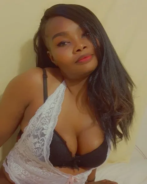 Photo from listing “Lizo – Burundian masseuse in Beirut”, age 26