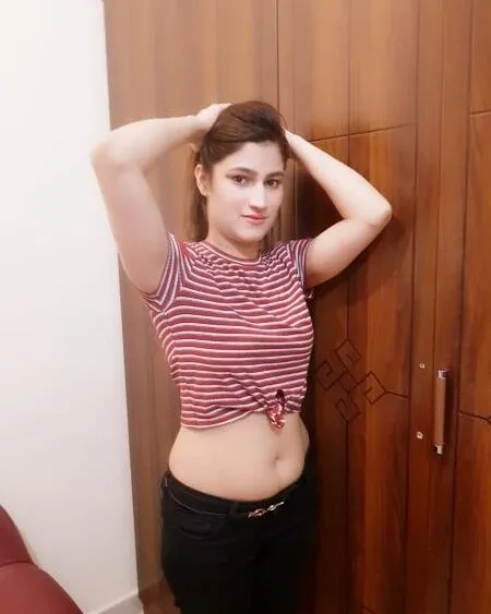 Photo from listing “Mahwish – Pakistani escort in Lahore”, age 24