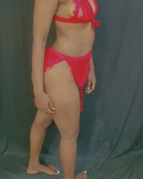 Photo from listing “Conta – South African adult performer in Beirut”, age 21
