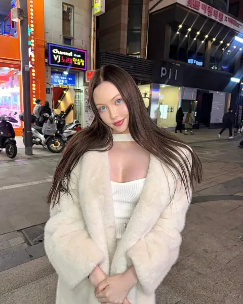 Photo from listing “IDAHO”, age 23