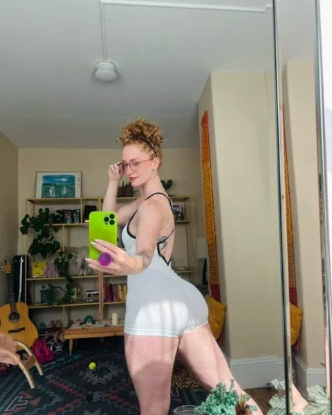 Photo from listing “MariaL”, age 29
