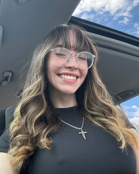 Photo from listing “Helen”, age 25